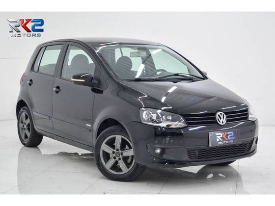 VOLKSWAGEN FOX 1.0 MI TREND 8V FLEX 4P MANUAL VOLKSWAGEN FOX 1.0 MI TREND 8V FLEX 4P MANUAL
